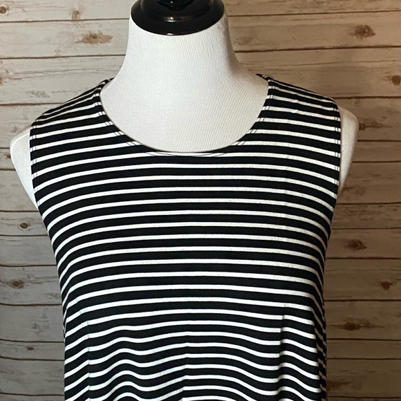 Brandy Melville ‘Alena’ swing dress - Picture 2 of 4